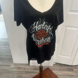 Harley-Davidson Women's Black and Orange Graphic Tee
